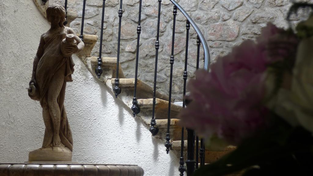 Hotel Saint Jean Vals-les-Bains Esterno foto