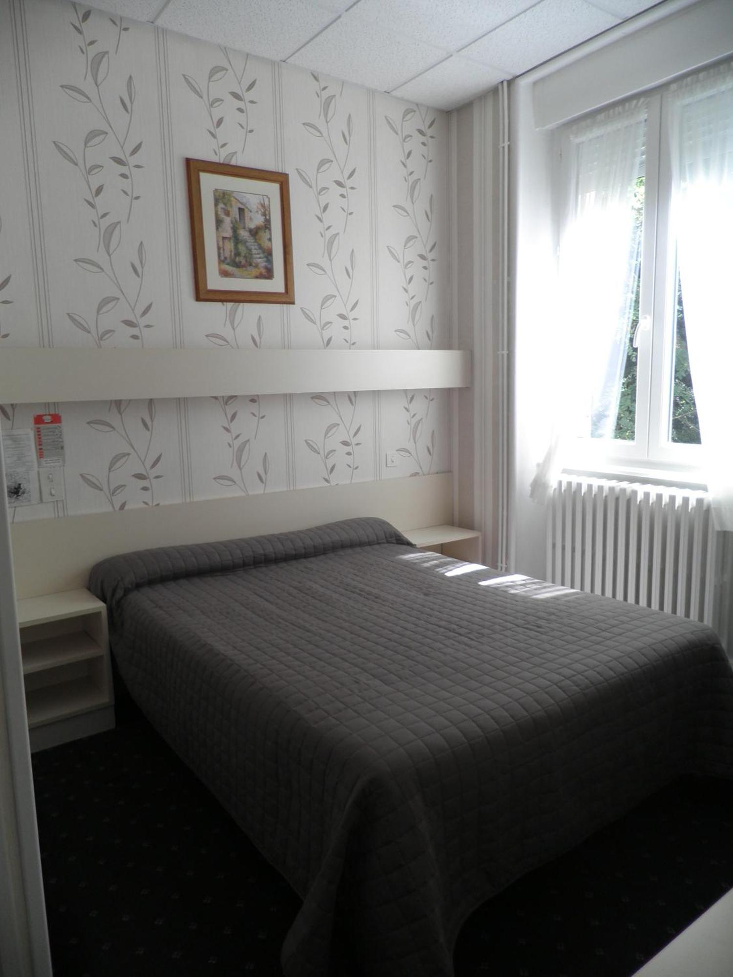 Hotel Saint Jean Vals-les-Bains Esterno foto