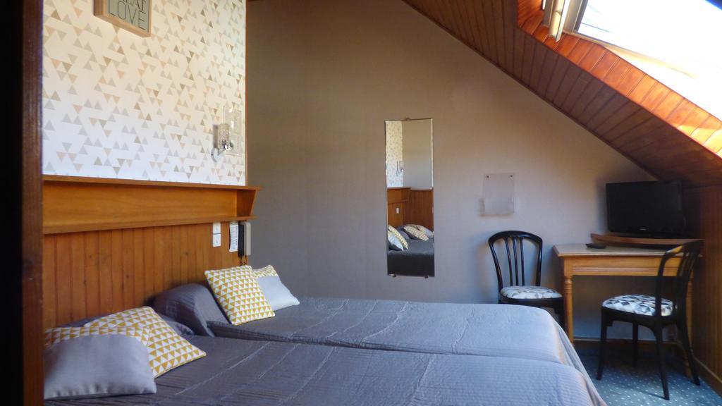 Hotel Saint Jean Vals-les-Bains Esterno foto