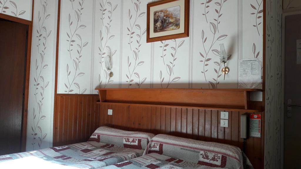 Hotel Saint Jean Vals-les-Bains Camera foto