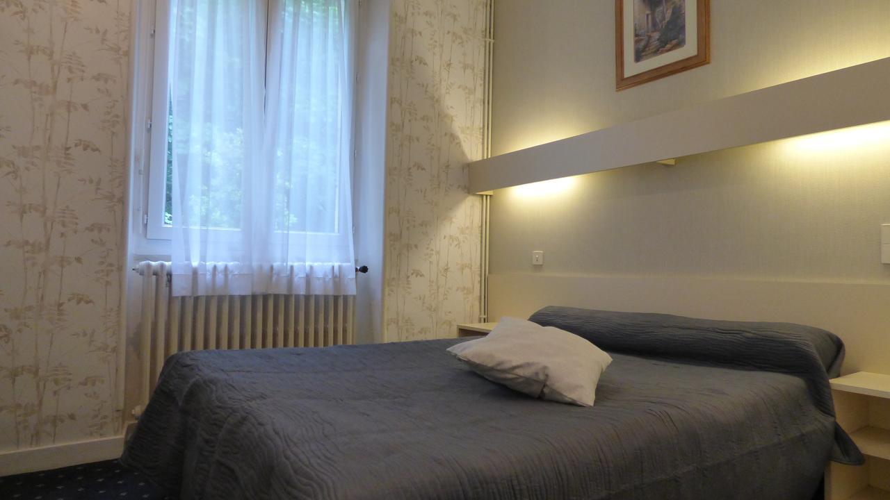 Hotel Saint Jean Vals-les-Bains Esterno foto